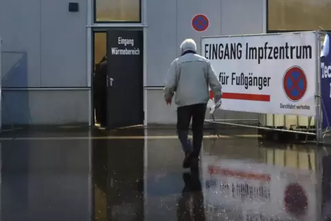 Der Eingang zum Impfzentrum Wörth soll weiter geschlossen sein. 