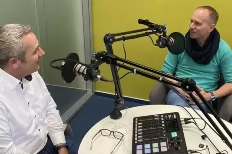 Die Macher von &bdquo;Alles B&ouml;se&ldquo;: Uwe Renners (links) und Christoph H&auml;mmelmann. 