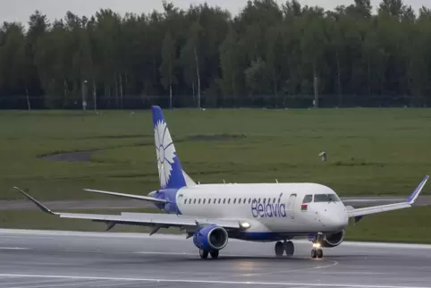 Die belarussische Fluggesellschaft Belavia hat ein Flugverbot auf der Route von Dubai nach Belarus für Menschen aus Syrien, dem 