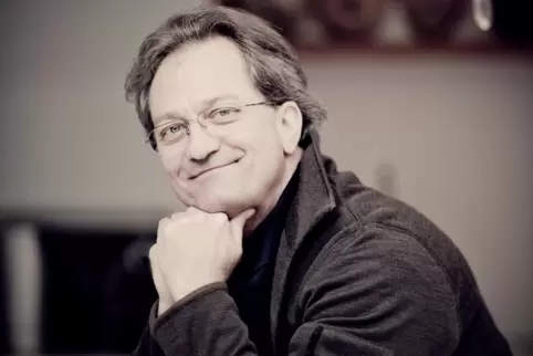 Dirigiert drei Konzerte in Heidelberg: Gérard Korsten.