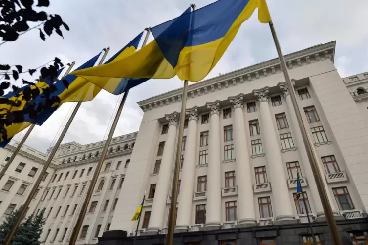 Von der politischen Lage – hier das Präsidialamt in Kiew – habe er selbst wenig zu spüren bekommen, sagt der Frankenthaler Stefa