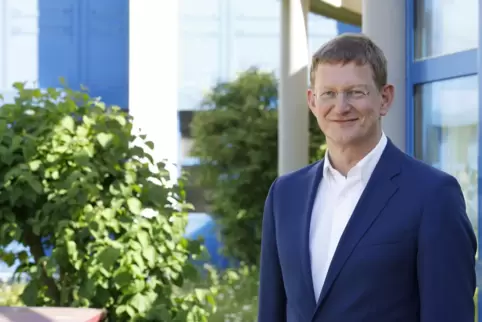 Professor Jan Wenzelburger ist seit 2017 Dekan am Fachbereich Wirtschaftswissenschaften der Technische Universität.