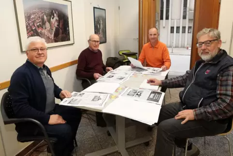 Die Jury in der Lokalredaktion (von links): Edgar Weick, Gerhard Birkle, Ralf Gaggermeier und Gerhard Hoffmann. 
