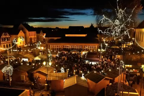 Ein Bild vom Rülzheimer Weihnachtsmarkt aus dem Jahr 2015. 