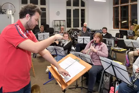 Jonatas Nascimento lebt seit sechs Jahren in Deutschland. Die Leitung des Königsbacher Blasorchesters hat der Hornist aus Brasil