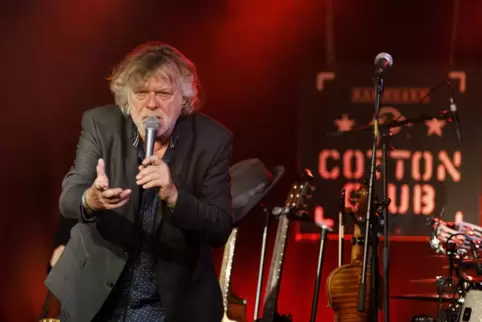 „Hallelujah“: Roland Helm mit Leonard-Cohen-Songs in der Kammgarn. 