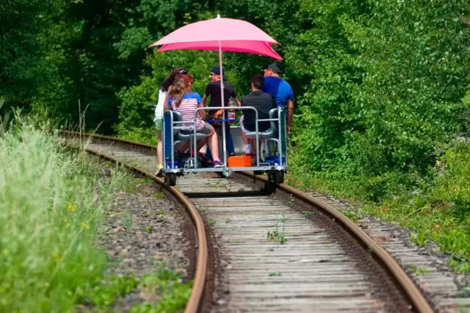 Die Draisine als Anziehungspunkt für Touristen. Die Draisine als Anziehungspunkt für Touristen.