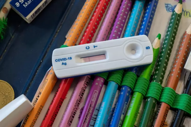 Die Sch&uuml;ler in Rheinland-Pfalz werden sich kommende Woche wieder zweimal pro Woche testen. Es gibt dann eine neue Corona-Verordn
