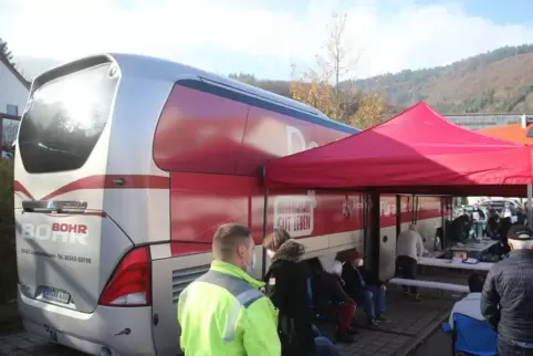 Impfbus-Stopp in Wolfstein.