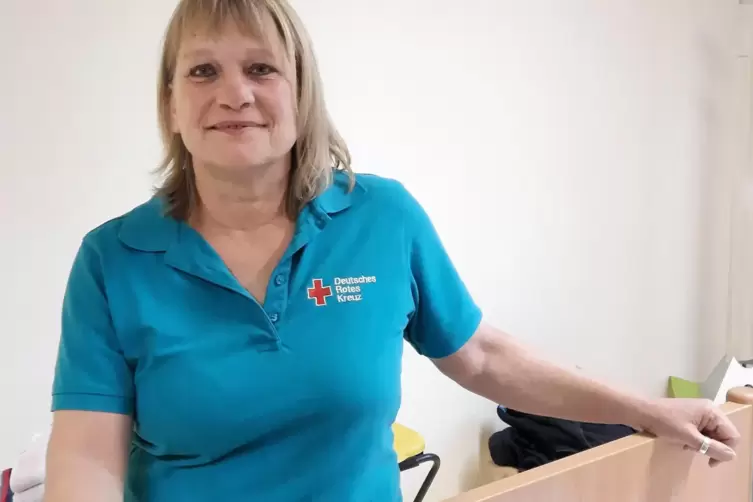 Sabine Schw&ouml;bel ist Praxisanleiterin bei der Altenhilfe Vorderpfalz des DRK im Pflegeheim &bdquo;Melm&ldquo;.