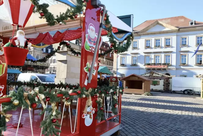 Ungeimpfte bekommen auf dem Weihnachtsmarkt unter anderem keinen Glühwein. Ungeimpfte bekommen auf dem Weihnachtsmarkt unter anderem keinen Glühwein.