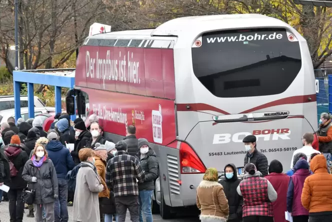 Zwar war der Impfbus am Mittwoch auch noch am Nachmittag in Wachenheim. Wer allerdings morgens nicht rechtzeitig zur Terminverga