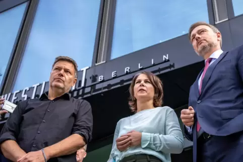 In einigen Ländern nicht gern gesehen: die wohl kommenden Minister Robert Habeck, Annalena Baerbock und Christian Lindner.