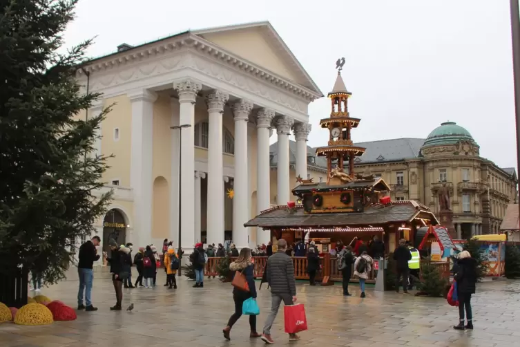 Auch in diesem Jahr gibt es in Karlsruhe nur einen abgespeckten Weihnachtsmarkt.