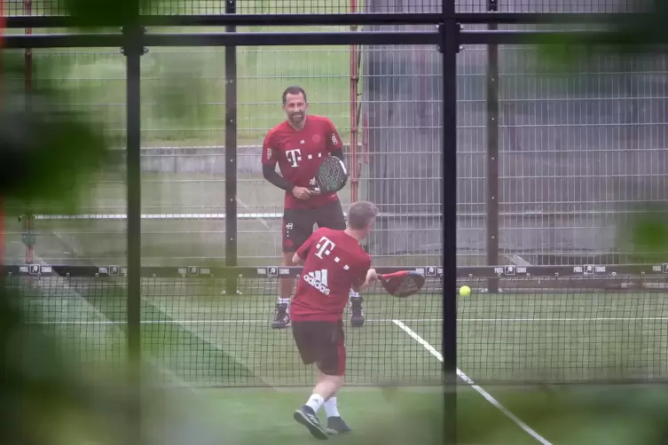 Auch beim FC Bayern München ist Padel-Tennis in. Bis man dem Sport in Frankenthal nachgehen kann, wird es aber noch etwas dauern