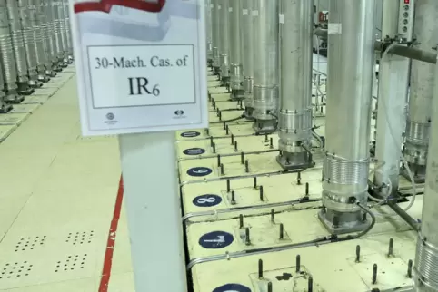Das von der iranischen Atomorganisation (AEOI) veröffentlichte Bild zeigt Zentrifugen in der Urananreicherungsanlage Natans.