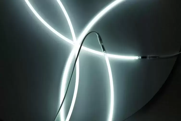Faszinierende Lichtkunst: François Morellets „Lunatique Neonly 4 QuartsN°5“ von 2002.