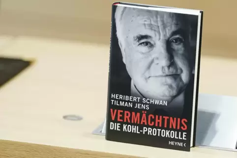 Obwohl Helmut Kohl seit mehr als vier Jahren tot ist, wird immer noch vor Gericht um Zitate gestritten. 