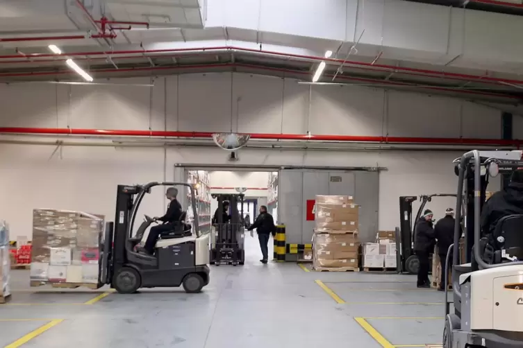 Als die Logistikeinheit AAFES 2017 ins US-Depot einzog, waren ihre Lagerhallen anfangs noch relativ leer. 