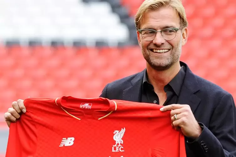 Ein Wunsch: Trikot vom FC Liverpool, natürlich am liebsten präsentiert vom deutschen Trainer Jürgen Klopp. 