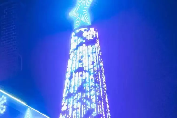 Lichterb&auml;ume sollen echte Tannen ersetzen.