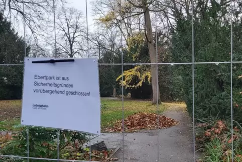 Der Ebertpark wurde nach dem Fund einer Fliegerbombe gesperrt.