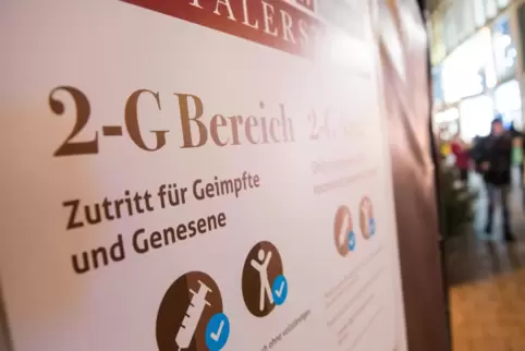 ab Samstag gilt in Rheinland-Pfalz die 2G-Regel im Einzelhandel. 