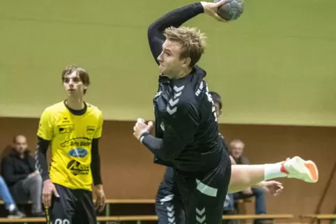 Für Rokas Vaitekunas und die HWE Erbach-Walsmohr geht es weiter – auch wenn andere Handballverbände ihre Spiele am Wochenende au