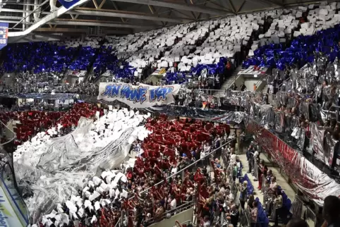 In den nächsten Wochen undenkbar: eine volle SAP-Arena beim Eishockey. 