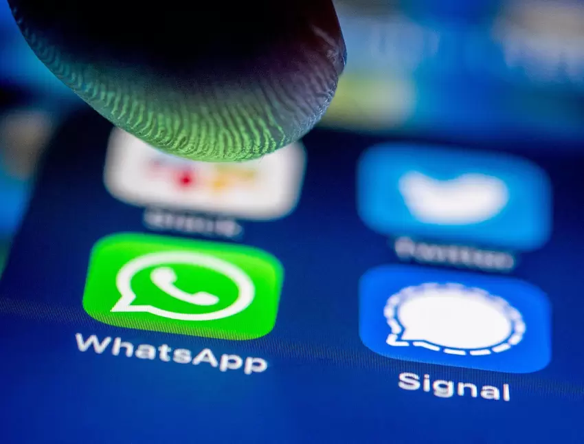 Die Polizei warnt vor Betrügern, die über Messenger-Dienste wie WhatsApp Geldforderungen stellen.