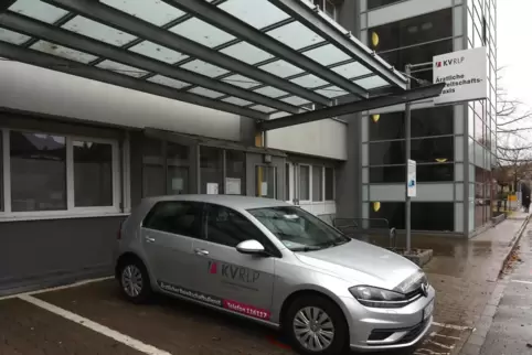 Der ärztliche Bereitschaftsdienst springt in die Bresche, wenn Hausarztpraxen geschlossen haben. 