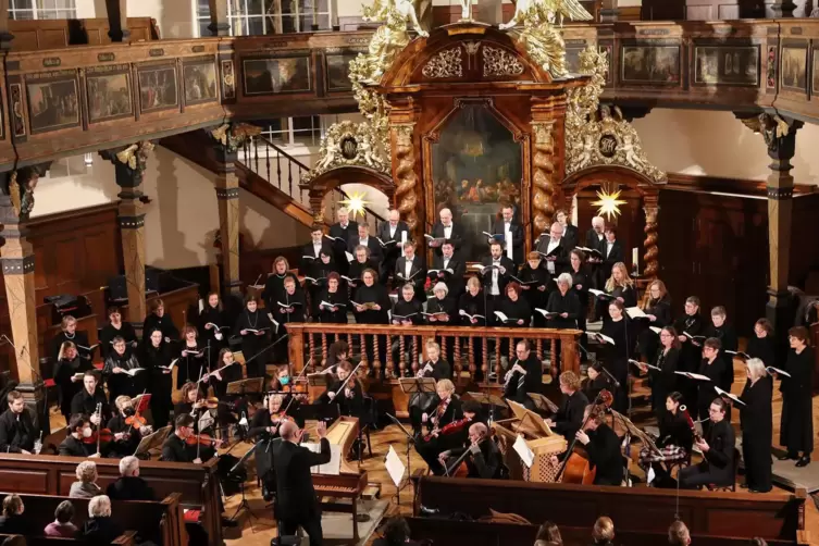 Ein Genuss: Bachs Weihnachtsoratorium mit Speyerer Kantorei und Heidelberger Kantatenorchester.