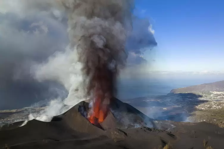 Am 19. September ausgebrochen: Vulkan im Gebirgszug Cumbre Vieja.