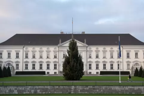 Die Saar-Landtagsfraktionen von CDU und SPD nominieren jeweils eine Intensivpflegerin vom Homburger Uniklinikum zur Bundesversam