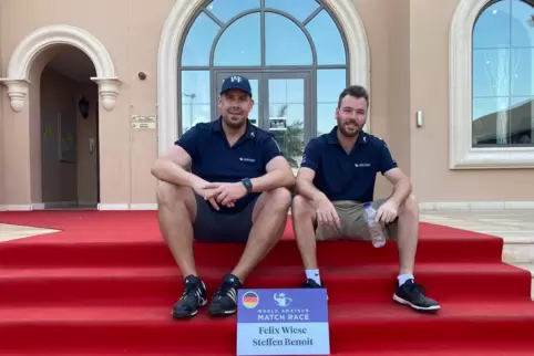 Top-Service: Felix Wiese (links) und Steffen Benoit schwärmten beim Finale des „Race to Dubai“ von den klasse gepflegten Golfplä