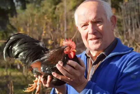 Kurt Merkel hat die höchste Ehrung der Rassegeflügelzüchter erhalten. 