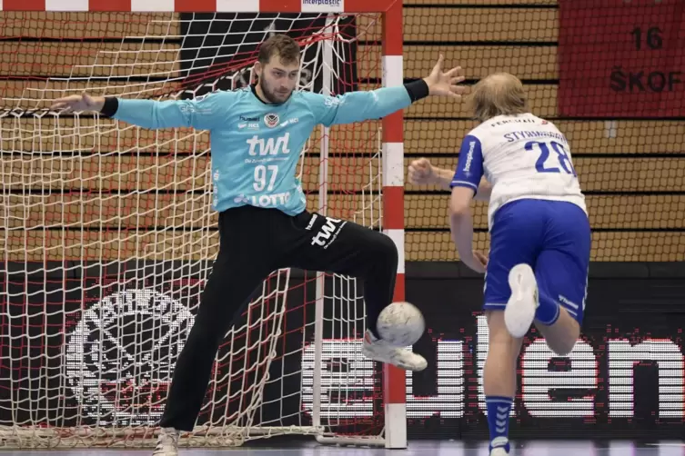 Ziga Urbic, Torwart des Handball-Bundesligisten Eulen Ludwigshafen, hat zwei Wünsche: einen privaten und einen sportlichen.