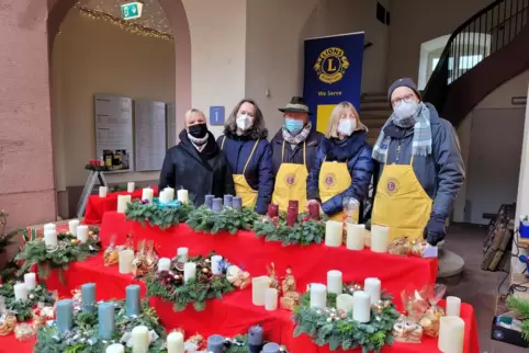 Die Adventskränze des Lions Club waren innerhalb von einem Wochenende ausverkauft.