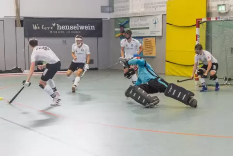 Keeper Alex Riedle und der DHC wollen auch gegen den TFC Ludwigshafen punkten. 