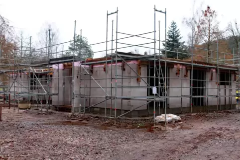 Das Eppenbrunner Gemeinbedarfszentrum nimmt Formen an.