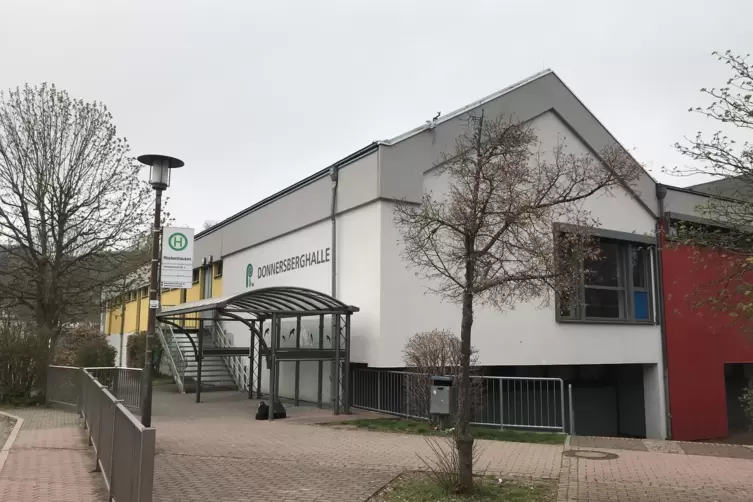 Für die Kommunale Impfstelle in der Donnersberghalle Rockenhausen startet am 17. Dezember ein Testlauf.