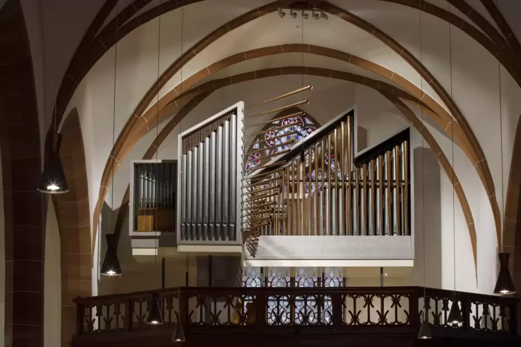 Passt: die neue alte Orgel in der katholischen Kirche St. Rochus.