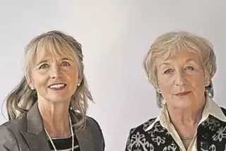 Gabriele Engel (links) und Ursula Klotmann praktizieren als systemische Therapeutinnen in Neustadt.