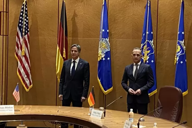 Im September besuchte US-Außenminister Antony Blinken die Air Base in Ramstein, neben ihm Amtskollege Heiko Maas. Damals wusste