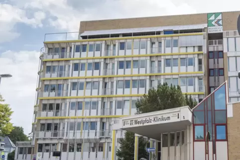 Weiter angespannt ist die Lage an den Krankenhäusern der Region.