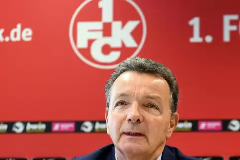 Versammlungsleiter: der Aufsichtsratsvorsitzende des FCK e. V., Rainer Keßler.