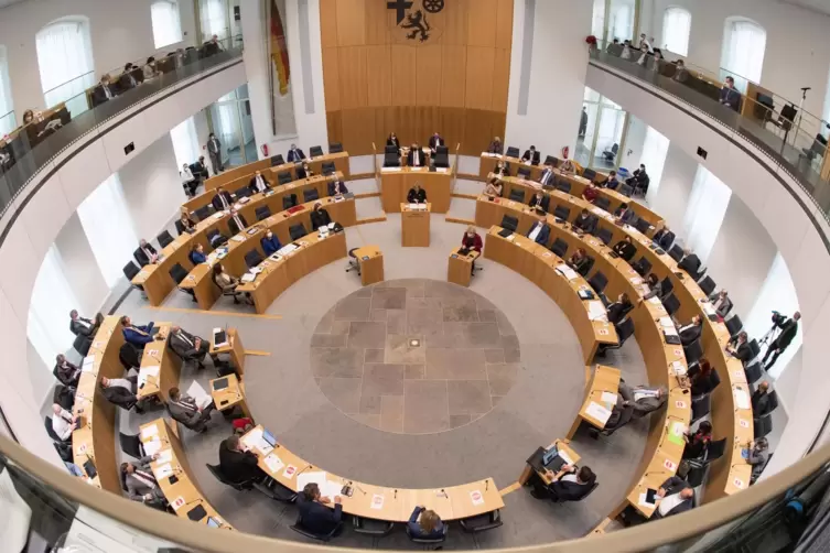 Der Landtag von Rheinland-Pfalz. 