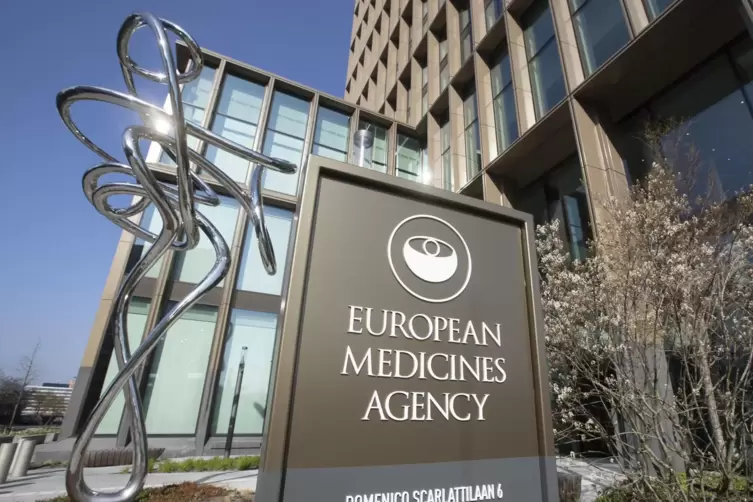 Die Europäische Arzneimittelbehörde hat ihren Sitz in Amsterdam. 