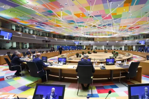 Die EU-Staats- und Regierungschefs beim Gipfel im Gebäude des Europäischen Rates.