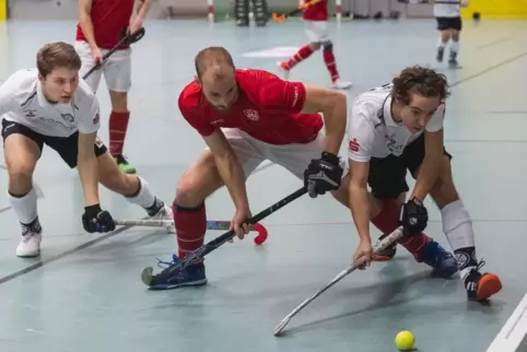 Die junge Dürkheimer Truppe um Dominik Mehrain (rechts) und Dominik Rupp (links) will auch vom Zweitligaabsteiger Limburger HC a